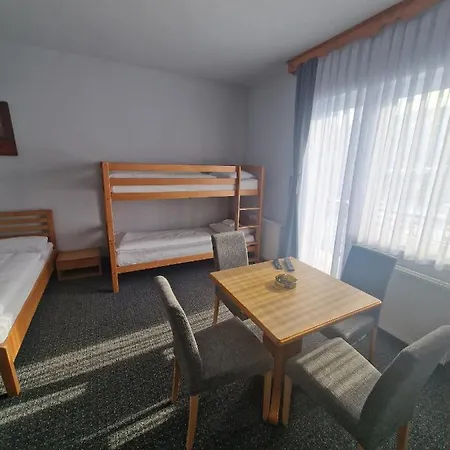 And 3* Vlašić