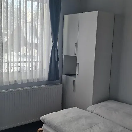 And Πανσιόν 3*